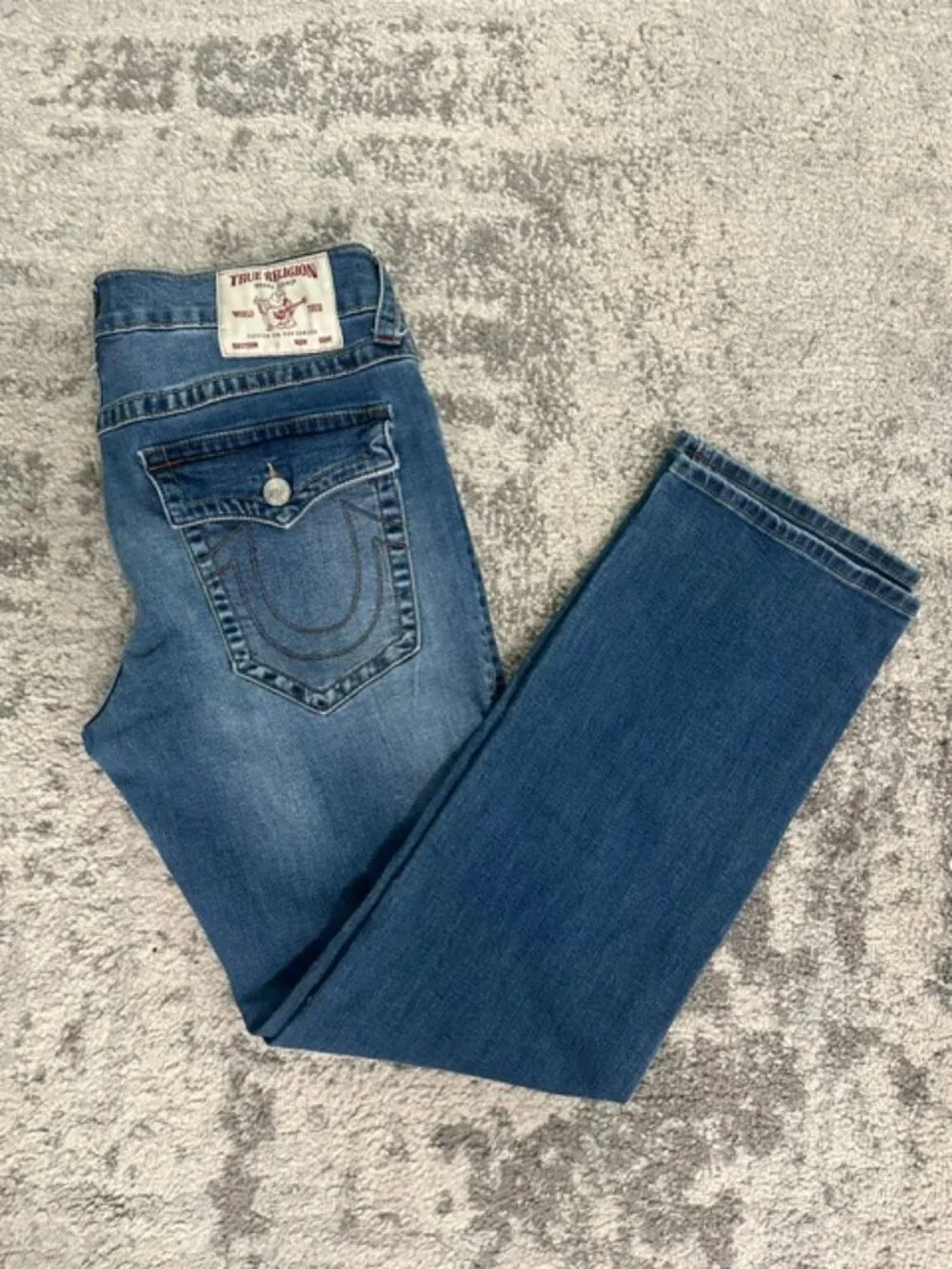 True Religion Men's Ricky Relaxed Straight Flap Jeans 33 Medium Wash (33x32)